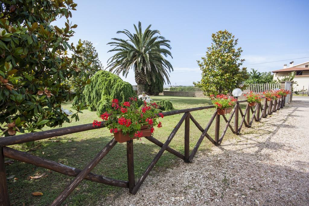 Agrimare I Pavoni Appartement Montalto di Castro Buitenkant foto